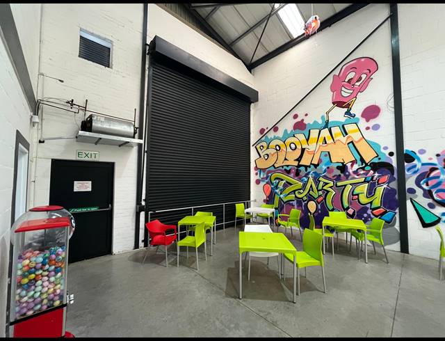 420M² WAREHOUSE TO LET IN RIVERGATE